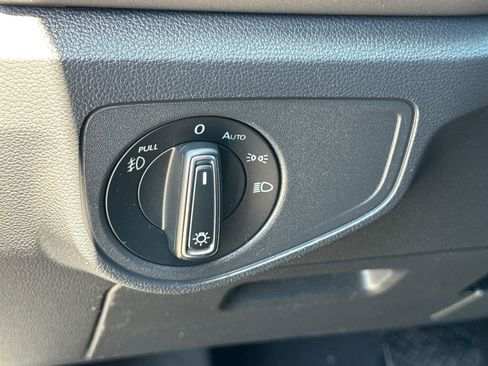 Used 2019 Volkswagen Atlas SE AWD/4WD image 28