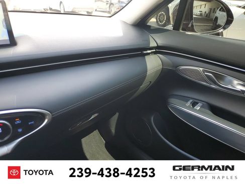 Used 2022 Genesis GV70 2.5T w/ Select Package AWD/4WD image 36