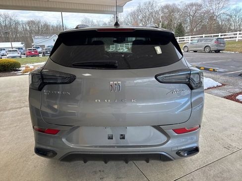 Used 2024 Buick Encore GX Avenir w/ Avenir Convenience Package image 4