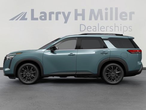 New 2026 Nissan Pathfinder SL w/ SL Premium Package FWD image 8