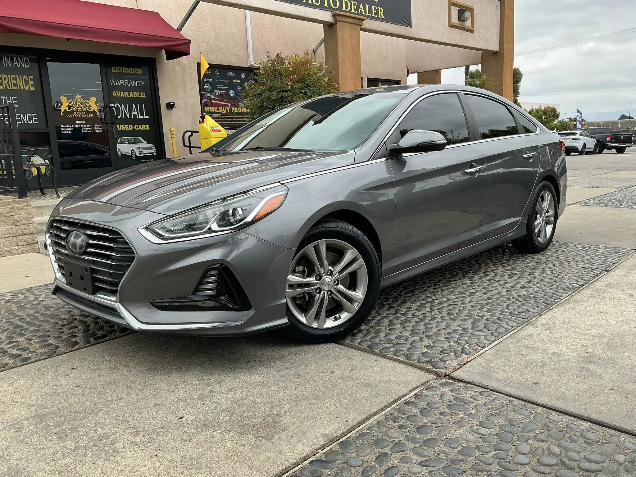 Used 2018 Hyundai Sonata SEL w/ Tech Package 02 FWD image 1
