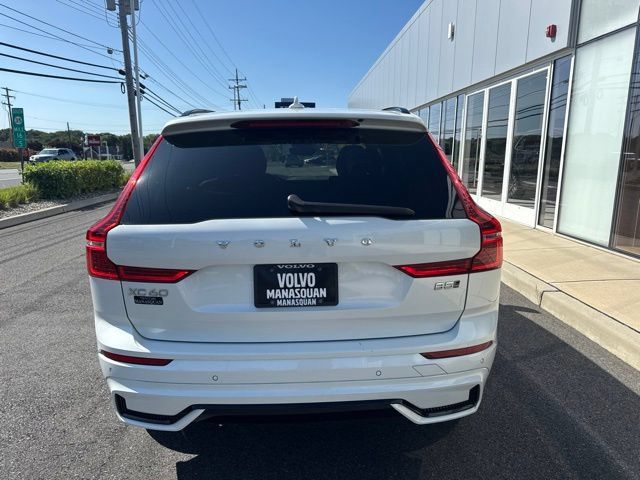Used 2024 Volvo XC60 B5 Plus w/ Climate Package AWD/4WD image 4