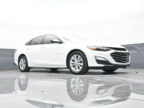 Used 2021 Chevrolet Malibu LT image 48