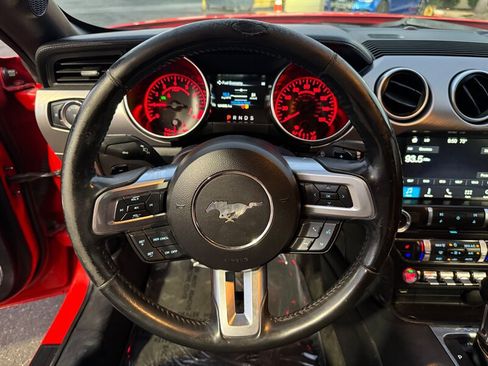 Used 2018 Ford Mustang GT Premium RWD image 23
