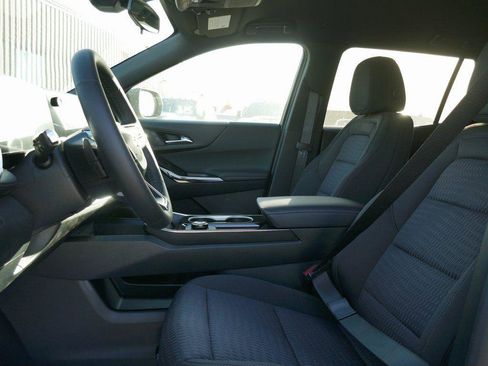 New 2026 Chevrolet Equinox LT w/ Midnight Edition FWD image 13