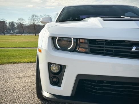 Used 2014 Chevrolet Camaro ZL1 image 6