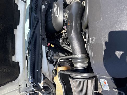 Used 2006 Chevrolet Avalanche Z71 w/ Sun And Sound Package image 13