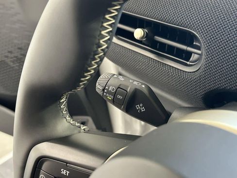 Certified 2025 MINI Cooper 2-Door Hardtop image 15