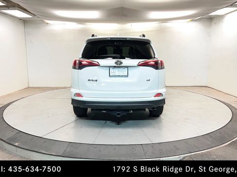 Used 2018 Toyota RAV4 LE w/ All Weather Liner Package image 4