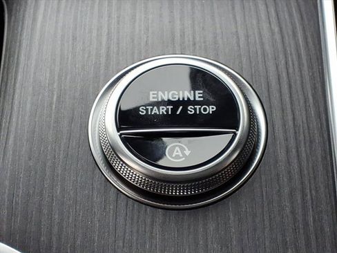 New 2026 Mercedes-Benz GLC 300 GLC 300 image 25