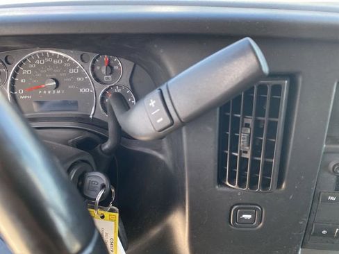 Used 2021 Chevrolet Express 2500 w/ Driver Convenience Package image 19