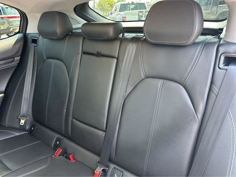 Used 2019 Alfa Romeo Stelvio AWD image 9