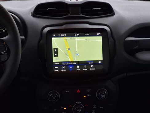 Used 2022 Jeep Renegade Latitude image 18