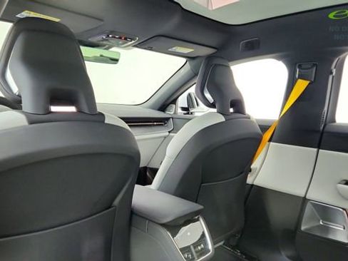 Used 2025 Polestar Polestar 3 AWD/4WD image 29