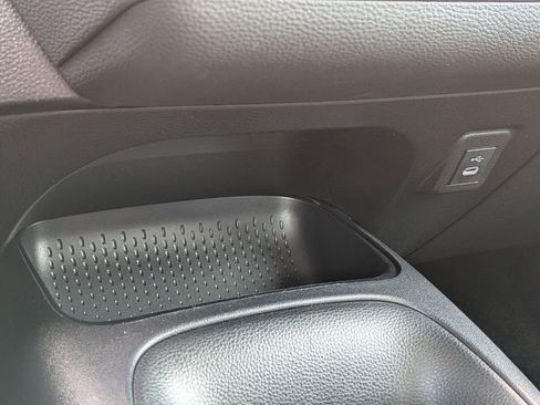 Used 2024 Toyota Corolla LE w/ LE Convenience Package image 20