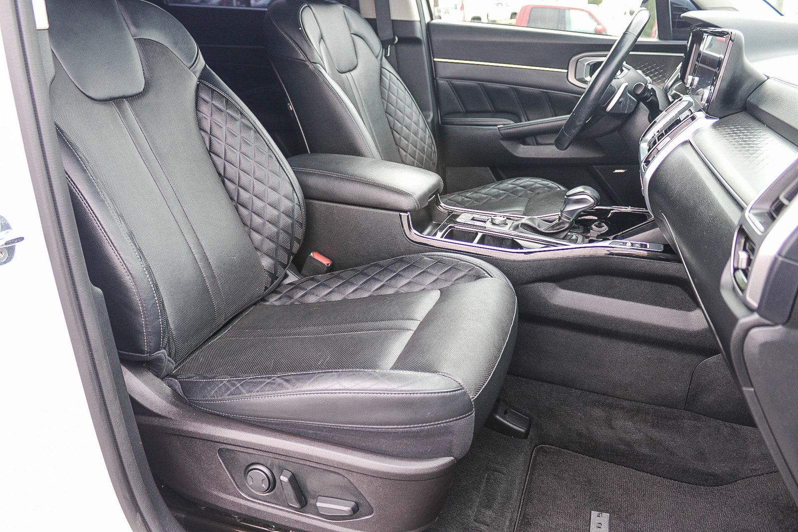Used 2021 Kia Sorento SX FWD image 17