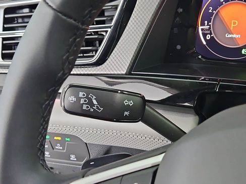 New 2026 Volkswagen Atlas Peak Edition image 28