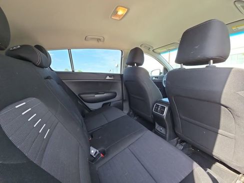 Used 2021 Kia Sportage LX w/ LX Fwd Popular Package image 27