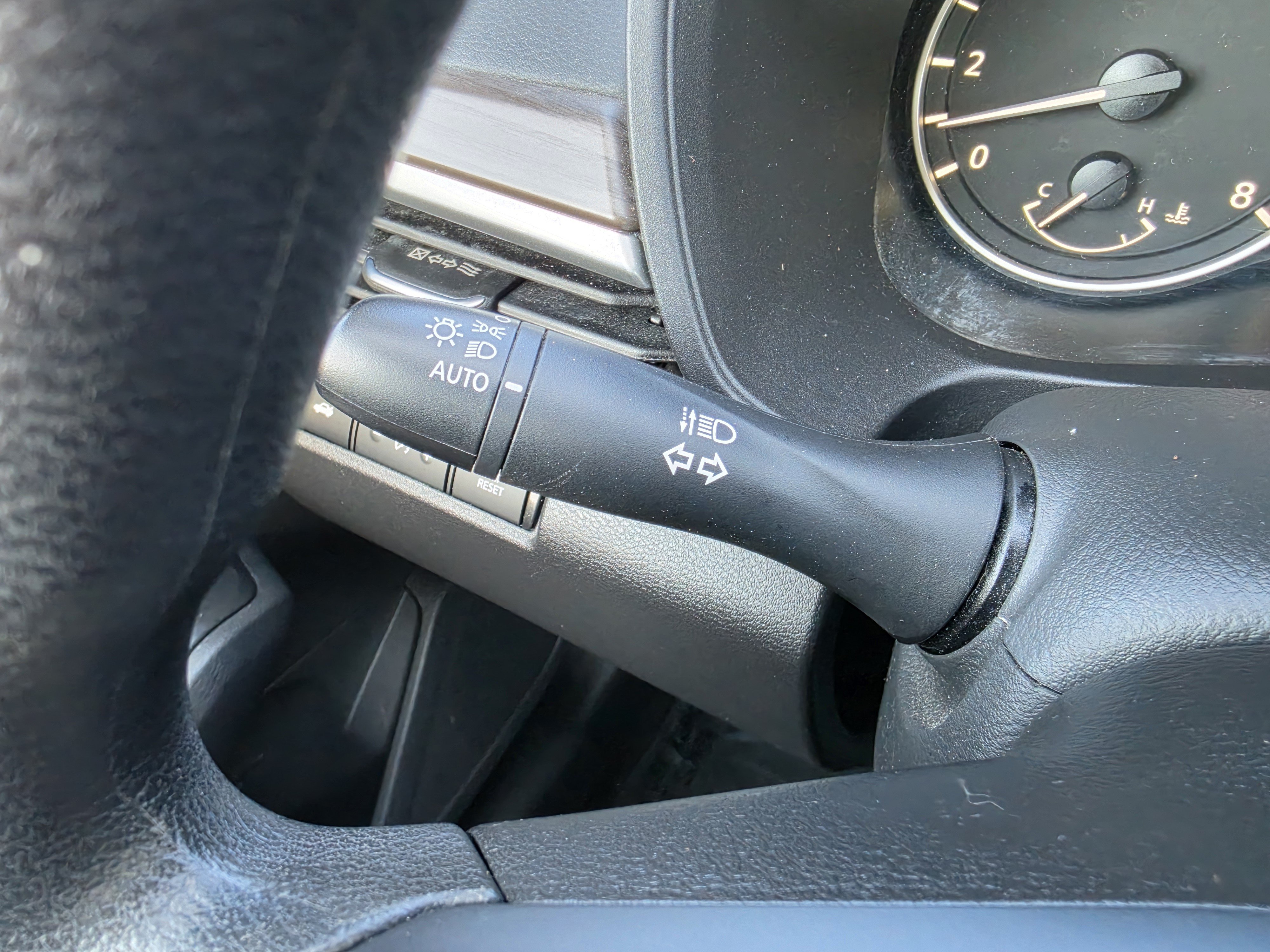 Used 2024 Nissan Altima 2.5 SV FWD image 23