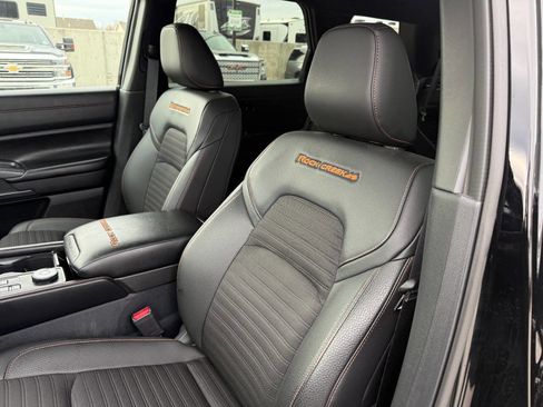 Used 2025 Nissan Pathfinder Rock Creek image 17