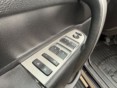 Used 2013 GMC Sierra 1500 SLE AWD/4WD image 19