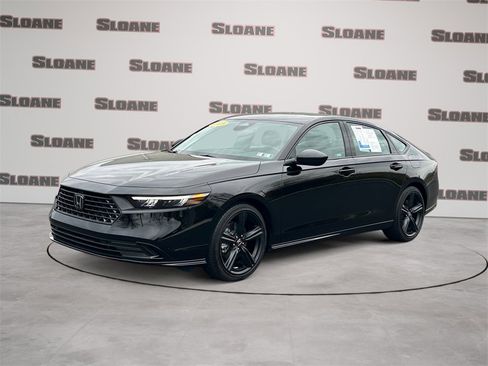 Certified 2025 Honda Accord Sport image 1