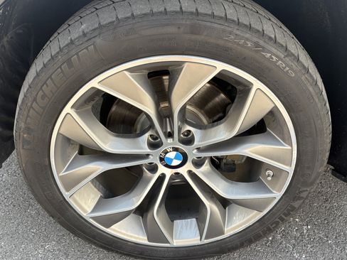 Used 2017 BMW X3 xDrive28i AWD/4WD image 12