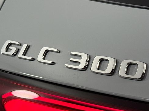 New 2026 Mercedes-Benz GLC 300 image 8