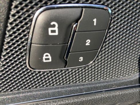 Used 2018 Ford Edge Titanium w/ Equipment Group 301A image 39