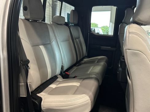 Used 2018 Ford F150 XLT w/ Equipment Group 302A Luxury AWD/4WD image 32