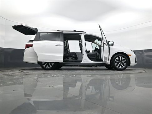 Used 2025 Honda Odyssey EX-L image 35