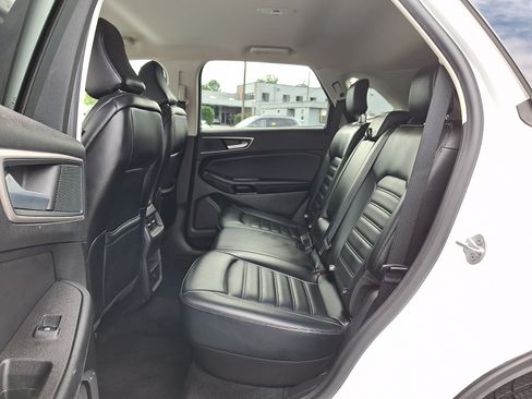 Certified 2024 Ford Edge SEL AWD/4WD image 10