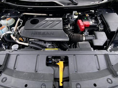 Used 2024 Nissan Rogue SV image 29