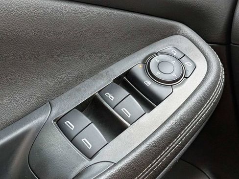 Used 2024 Buick Encore GX Preferred FWD image 27