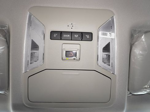 New 2025 Toyota RAV4 LE image 17