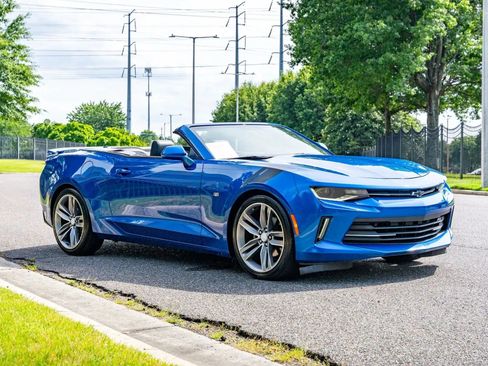 Used 2018 Chevrolet Camaro LT w/ RS Package RWD image 4