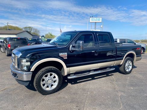Used 2010 Ford F250 Lariat image 6