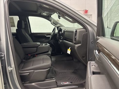 New 2026 Chevrolet Silverado 1500 RST AWD/4WD image 38