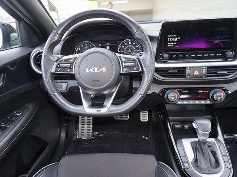 Used 2023 Kia Forte GT-Line w/ GT-Line Technology Package image 10