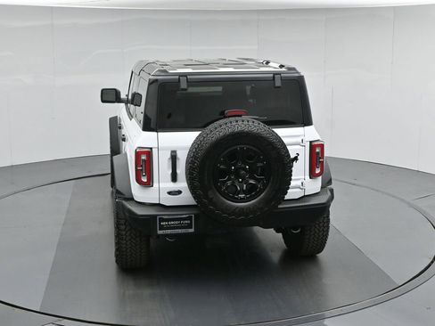 Used 2025 Ford Bronco Badlands image 42