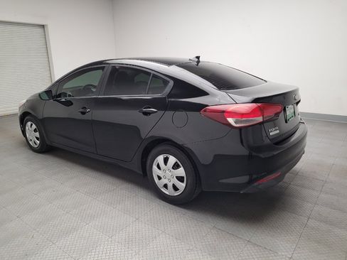 Used 2017 Kia Forte LX FWD image 3