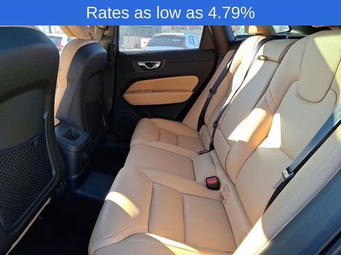 Certified 2023 Volvo XC60 T8 Ultimate w/ Climate Package image 10