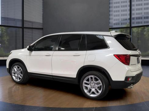 Used 2025 Honda Passport EX-L image 6