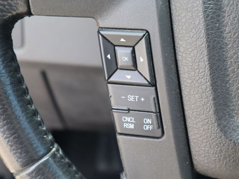 Used 2012 Ford F150 XLT w/ XLT Chrome Pkg RWD image 12