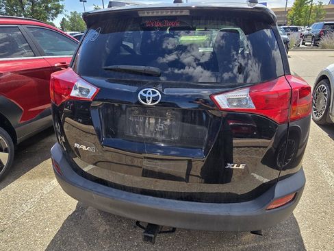 Used 2015 Toyota RAV4 XLE FWD image 16