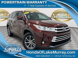Used 2019 Toyota Highlander XLE video 1