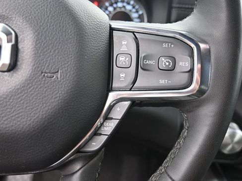 Used 2025 RAM 1500 Laramie AWD/4WD image 22