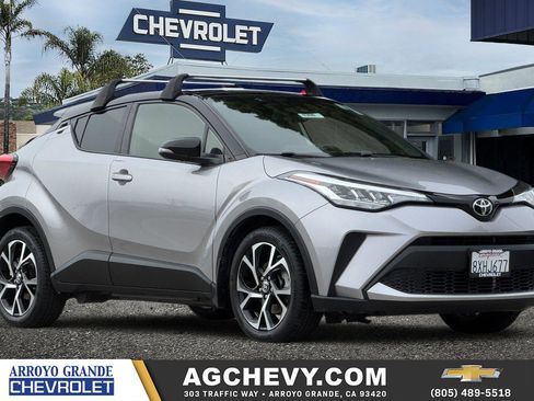 Used 2020 Toyota C-HR XLE FWD image 1