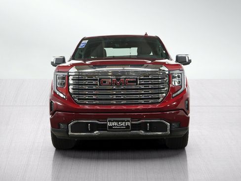 Used 2024 GMC Sierra 1500 Denali w/ Denali Reserve Package AWD/4WD image 9