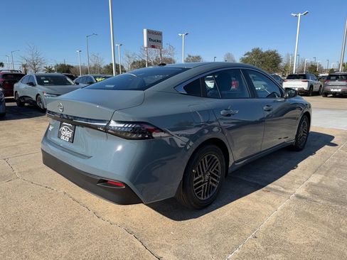 New 2026 Nissan Sentra SV FWD image 5